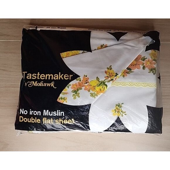 Tastemaker by Mohawk, no iron percale double/FULL fitted sheet Yellow floral - Picture 7 of 8